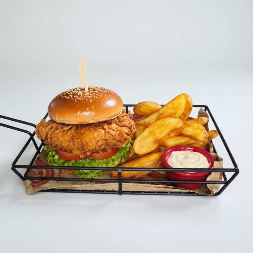 La Pause Chicken Burger
