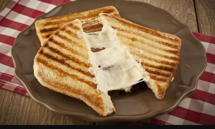 Peynirli Tost