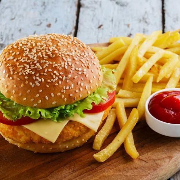 Tavuk Hamburger/Patates Kızartması/Coca cola
