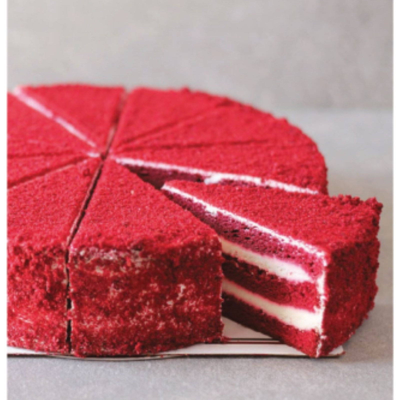 Red Velvet Bahar Neşesi Pasta