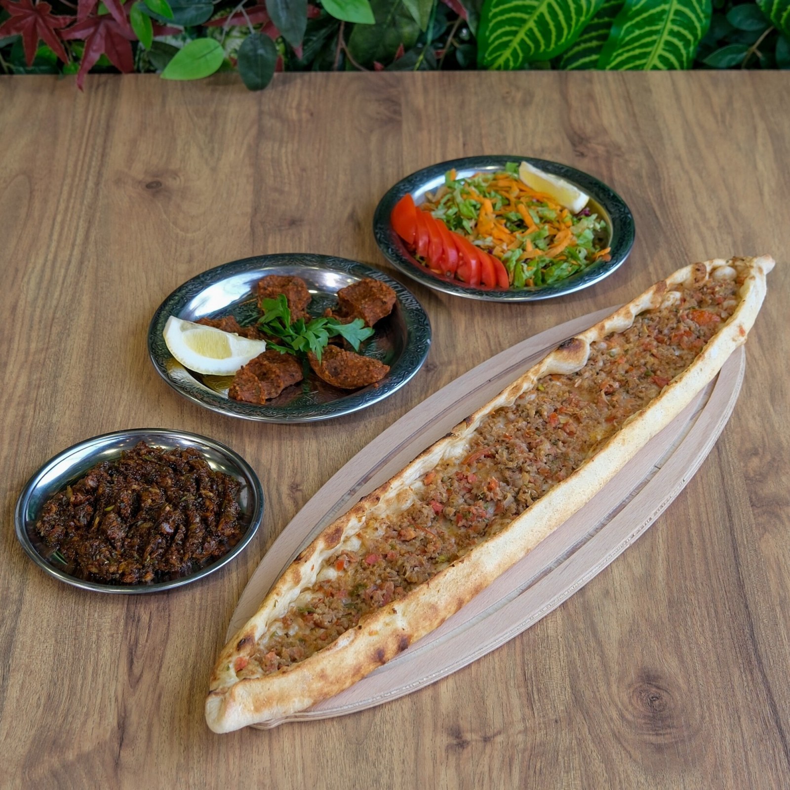 Kıymalı Pide