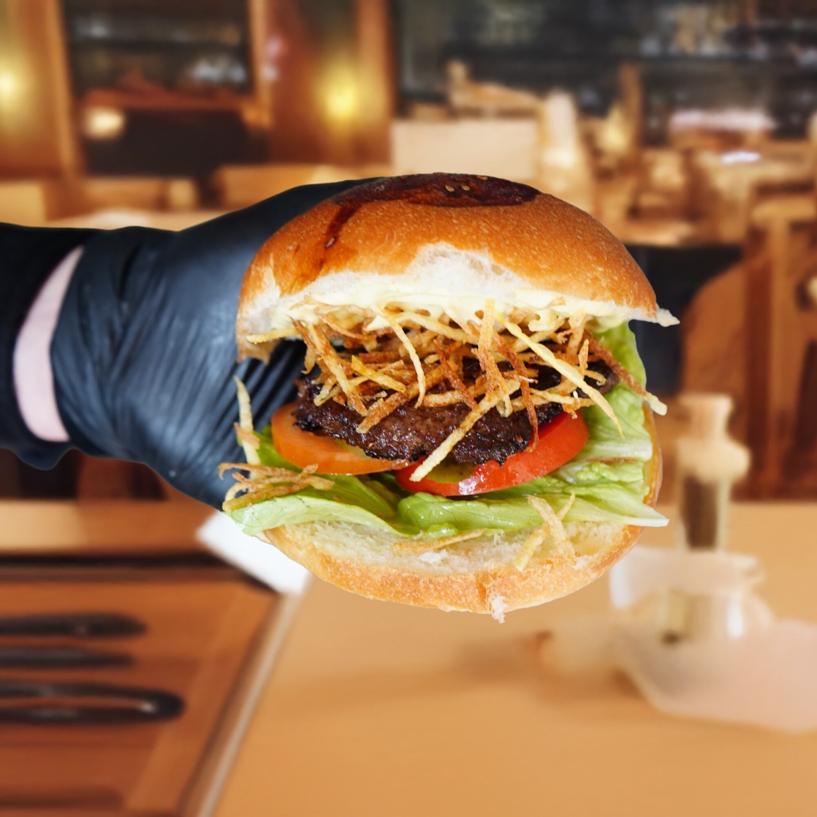 Klasik Burger ( 90 gr ) + Patates