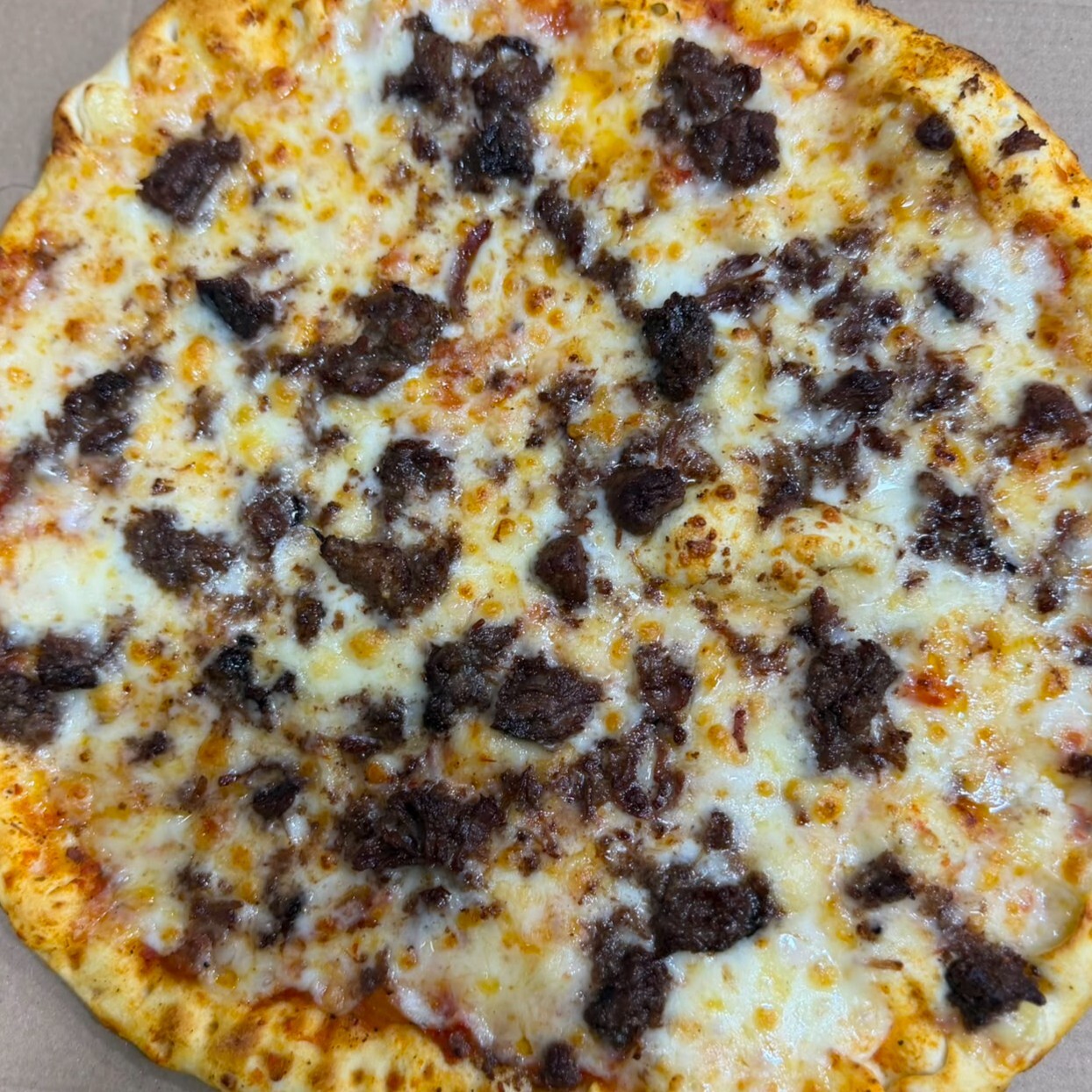 Kavurmalı Pizza