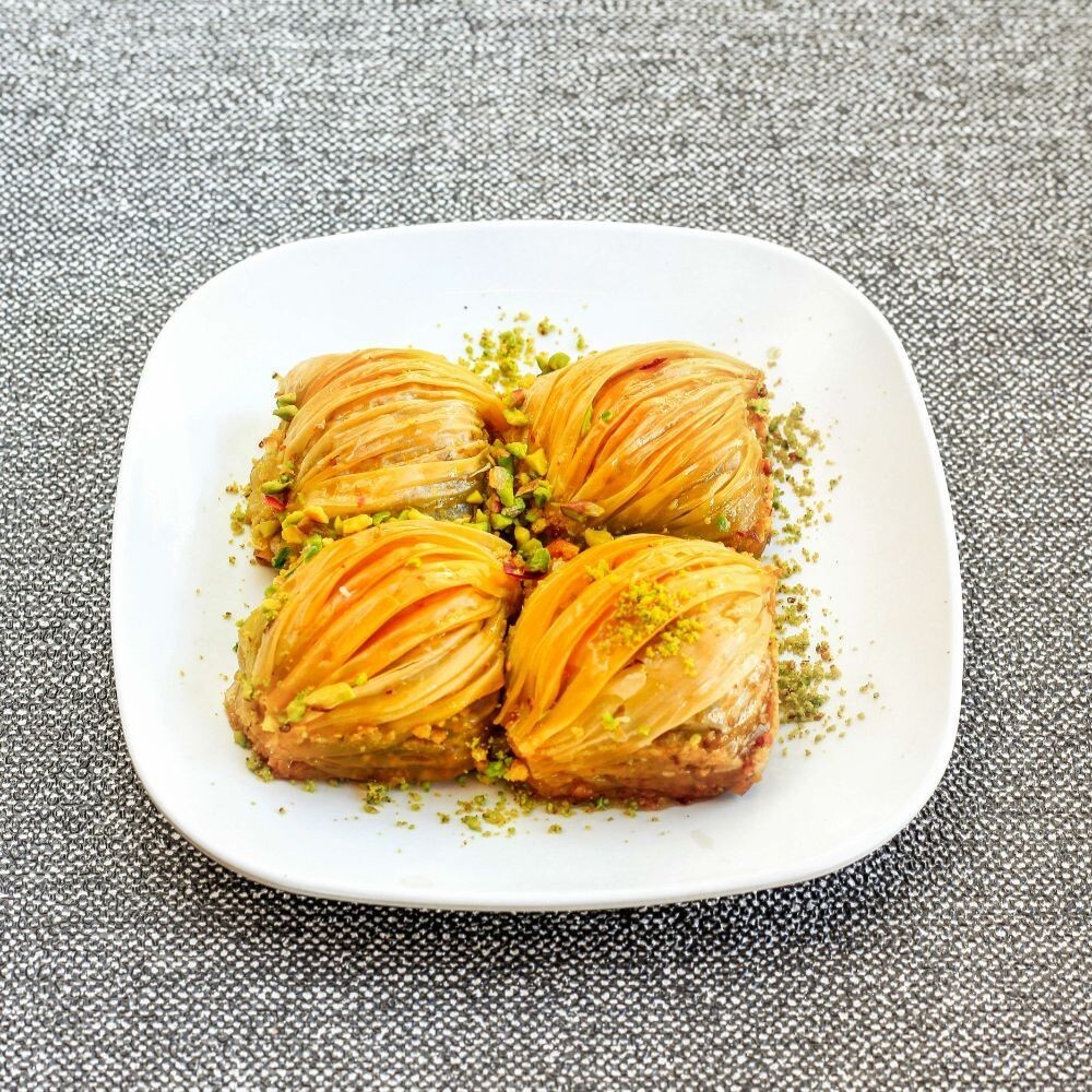 Midye Baklava (1 kg)