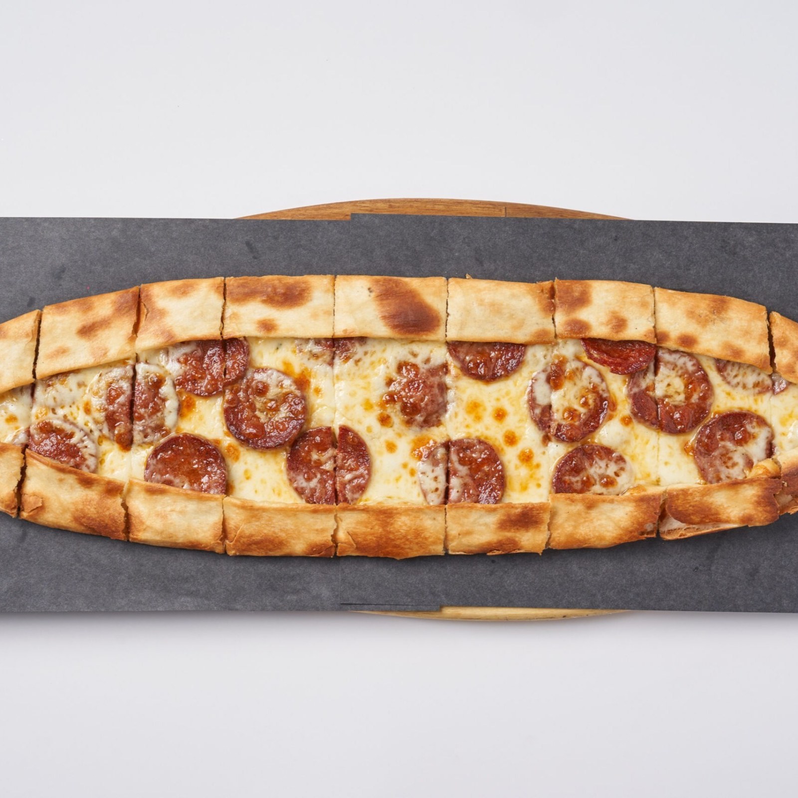 Sucuklu Pide