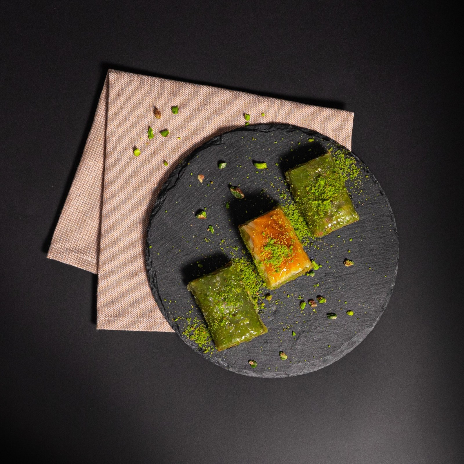Yaşayan (1,5 Kg) Menü