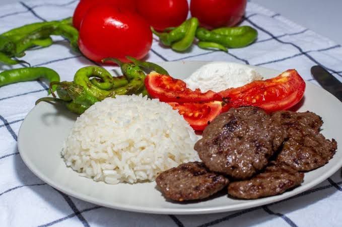 Porsiyon Köfte