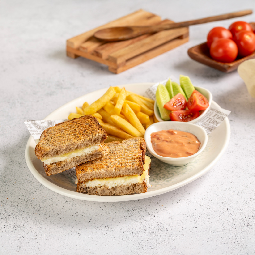 Alaçatı Çift Peynirli Tost