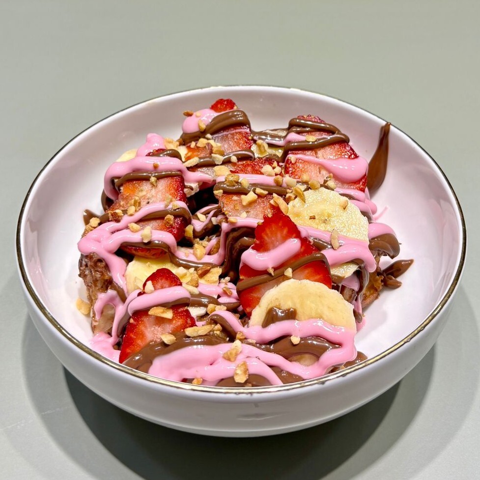 Loya Çilek Çikolatalı Bowl Waffle (Büyük Hamur)