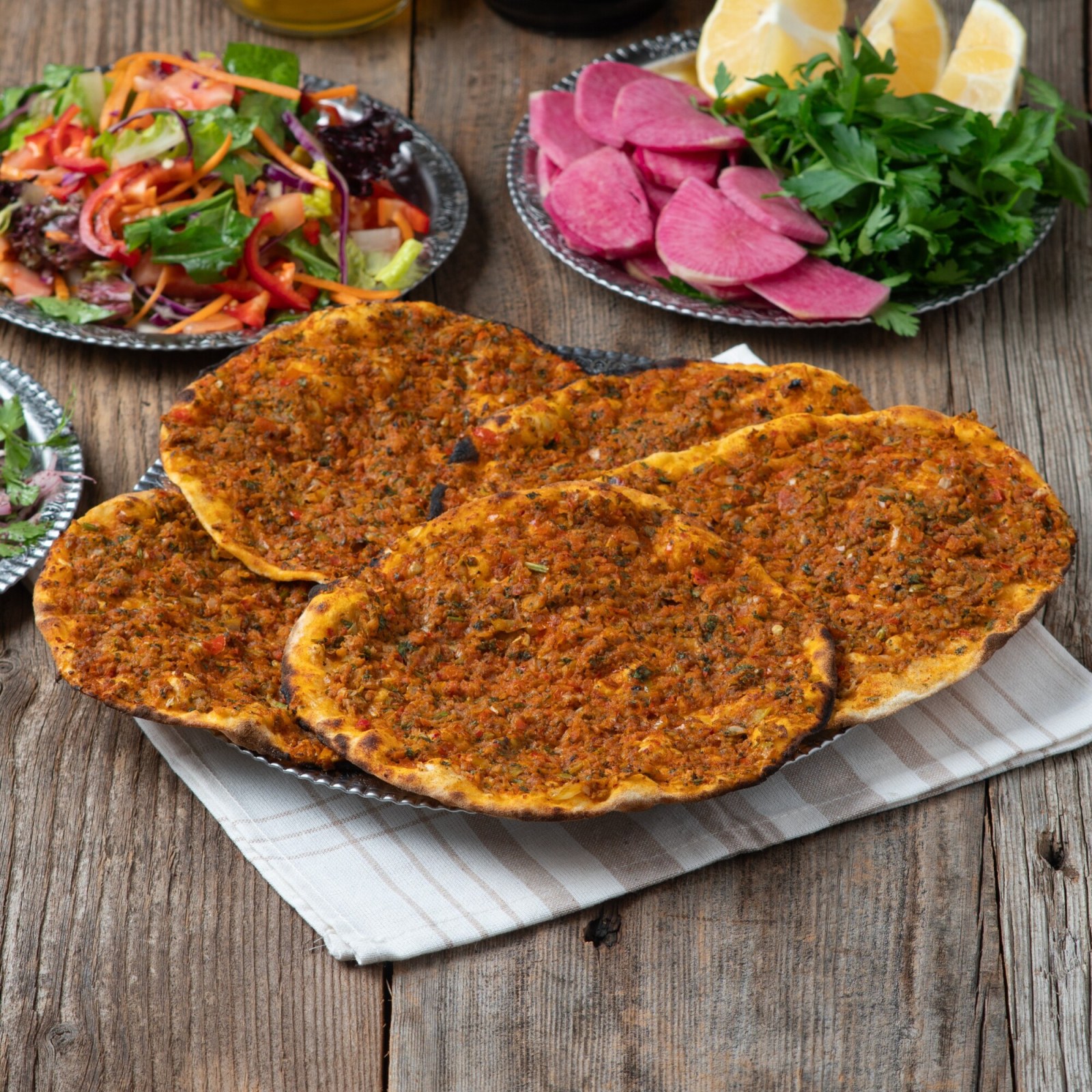 Lahmacun Menü