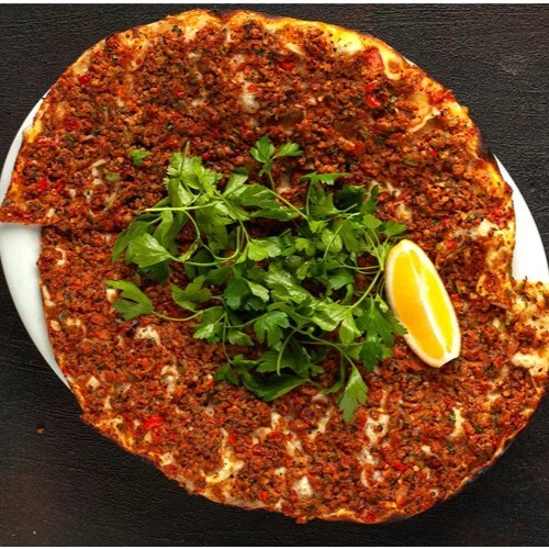 Özel Urfa Lahmacunu