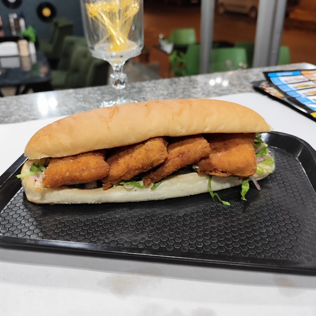 Balık Ekmek + Tırtıklı Patates