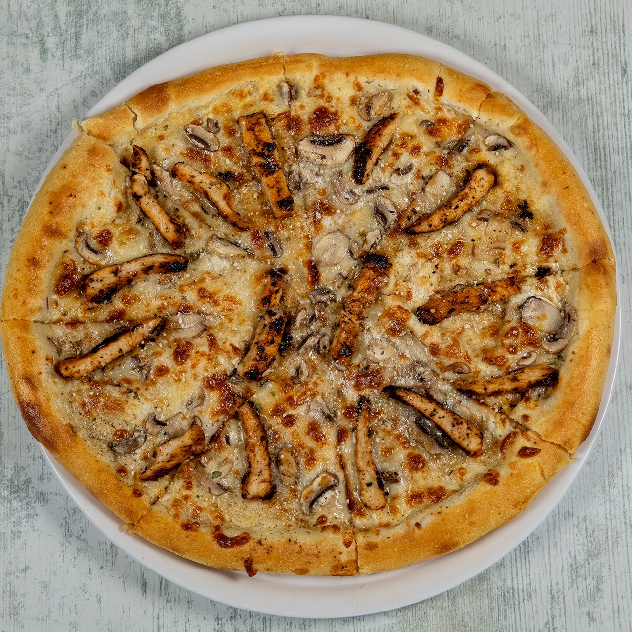 Tavuklu Bianco Pizza