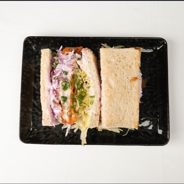 Tavuklu Katsu Sando