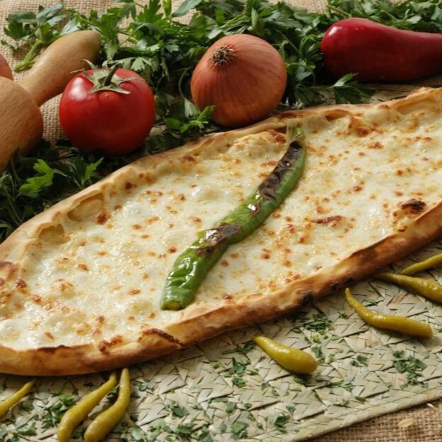 Kaşarlı Pide