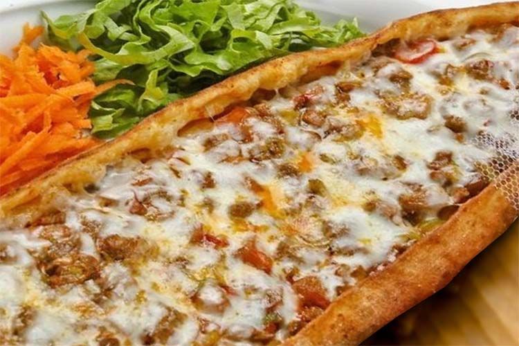 1.5 Kuşbaşlı Kaşarlı Pide