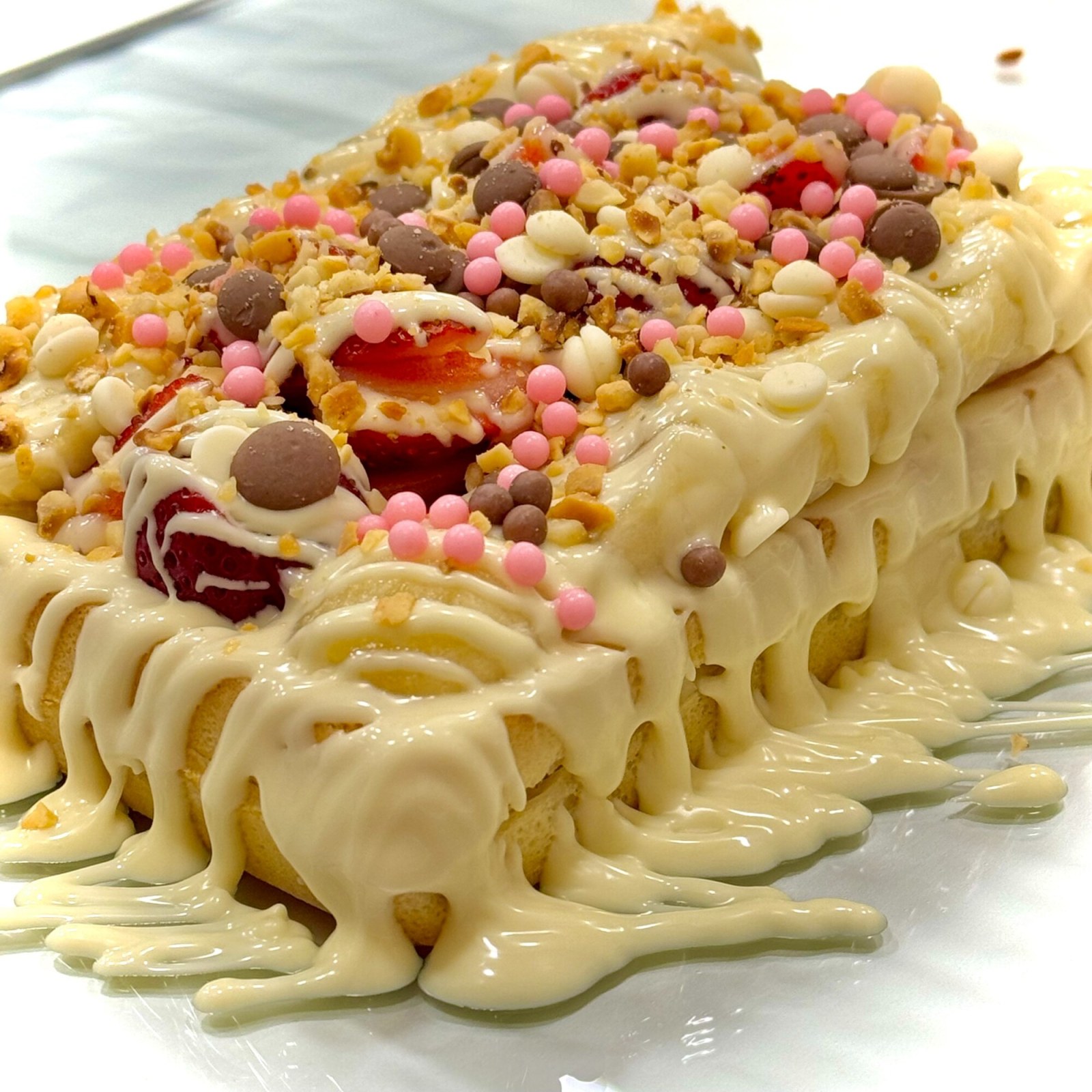 Beyaz Çikolatalı Waffle (Büyük Hamur)