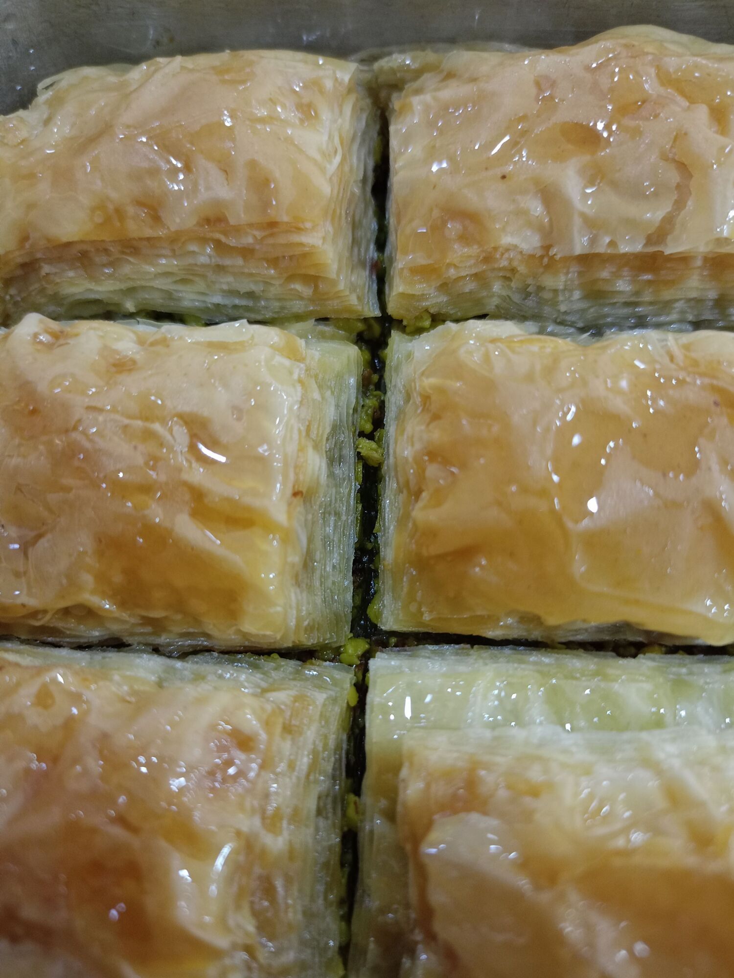 Fıstıklı tereyağlı Baklava (1 kg.)