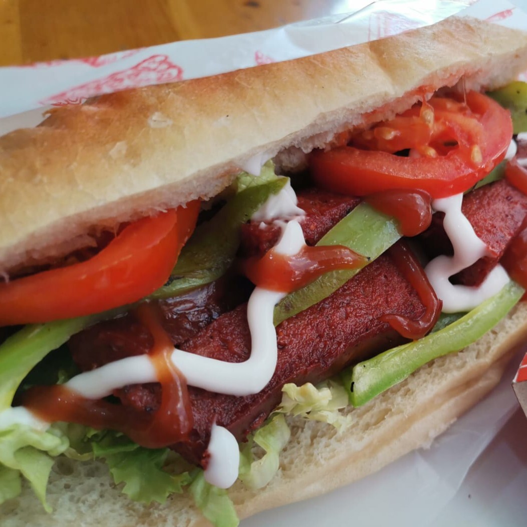Ekmek Arası Izgara Sucuk
