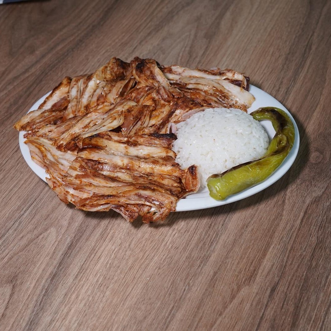 Pilav Üzeri Tavuk (1.5 Porsiyon)