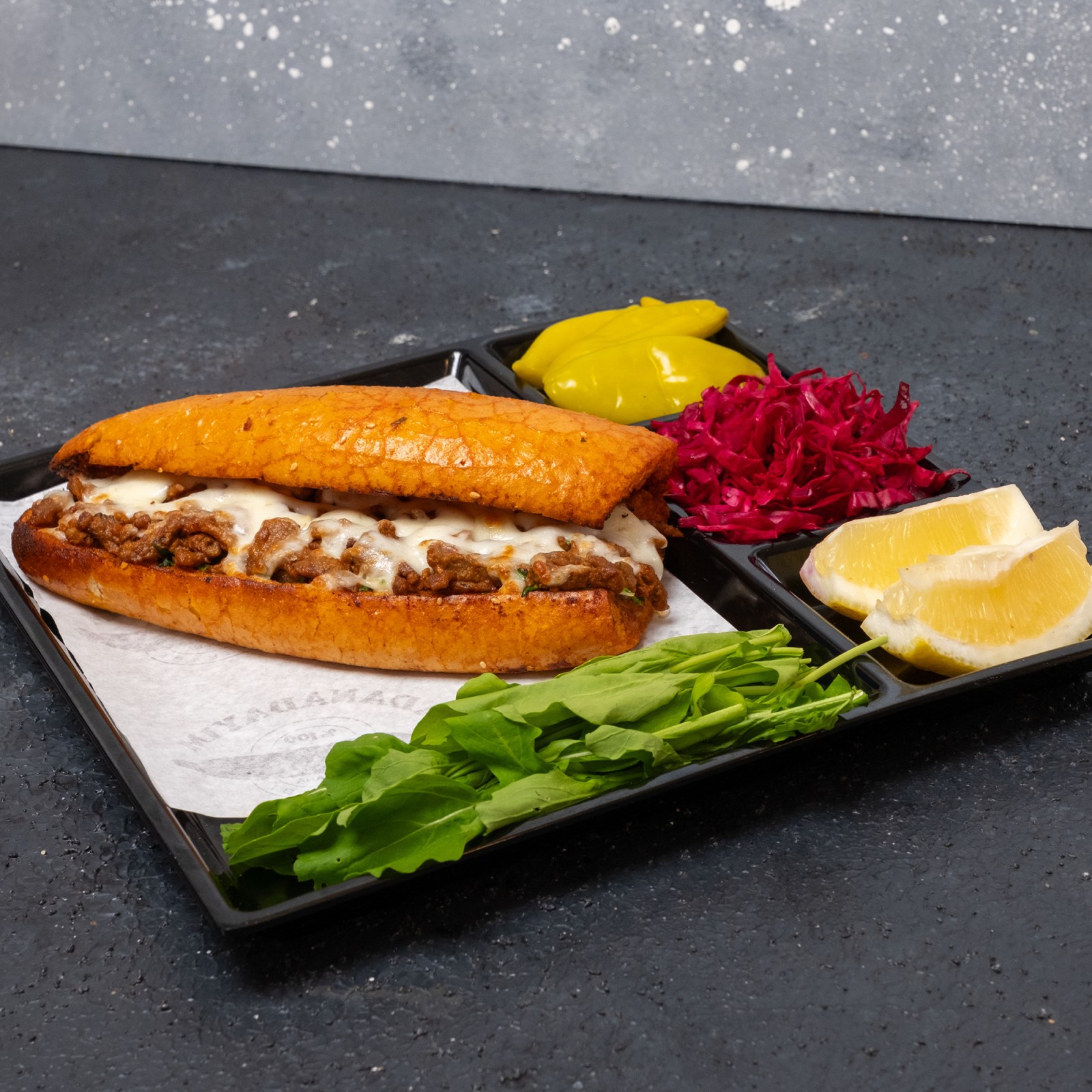 Ekmek Arası Kaşarlı Et Tantuni (100 gr)