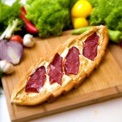 Pastırmalı Kaşarlı Pide