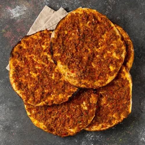 10 Adet Lahmacun + 2 Adet Lahmacun Hediye