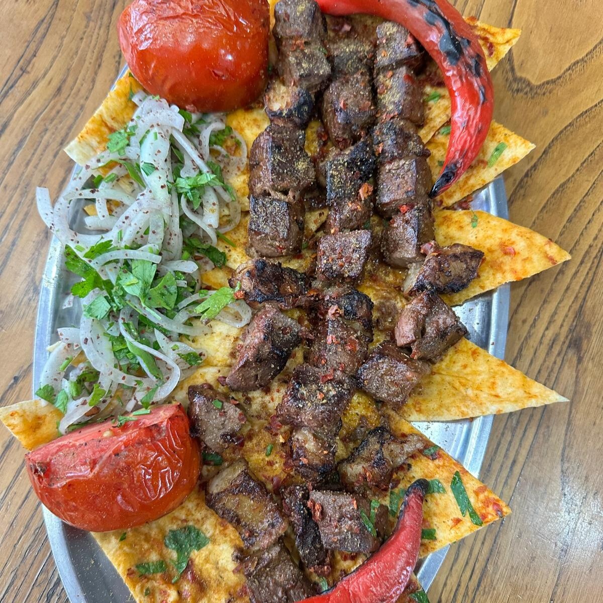 Ciger Şiş Servis