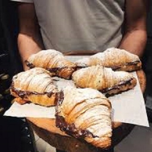 Nutellalı Kruvasan