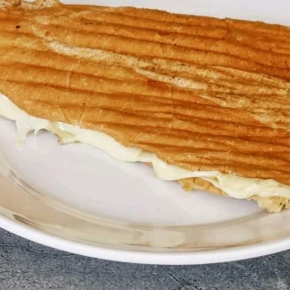 Üç Çeyrek Tost Ekmek