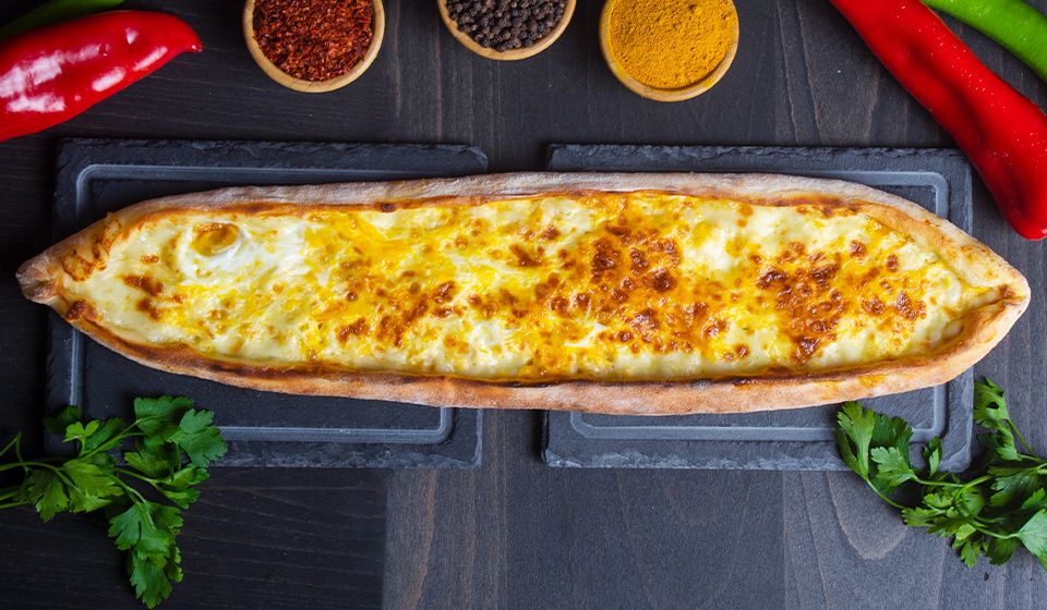 Kaşarlı Pide