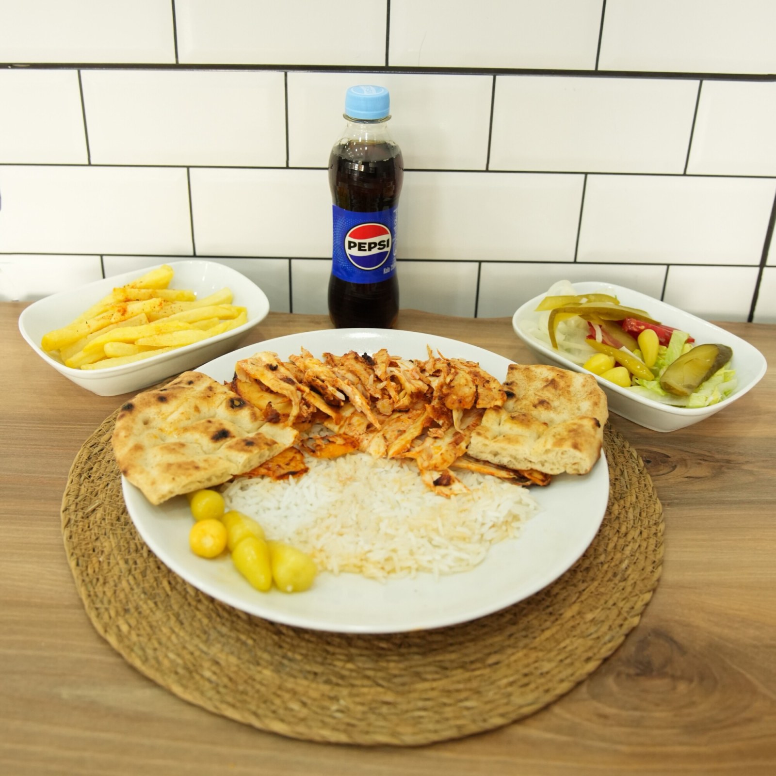 Pilav Üstü Tavuk Döner Menü
