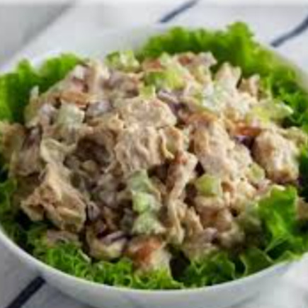 % 100 Göğüs Eti Tavuklu Salata Roka Marul Mısır ile Domates Salatalık Tavuk Salatası