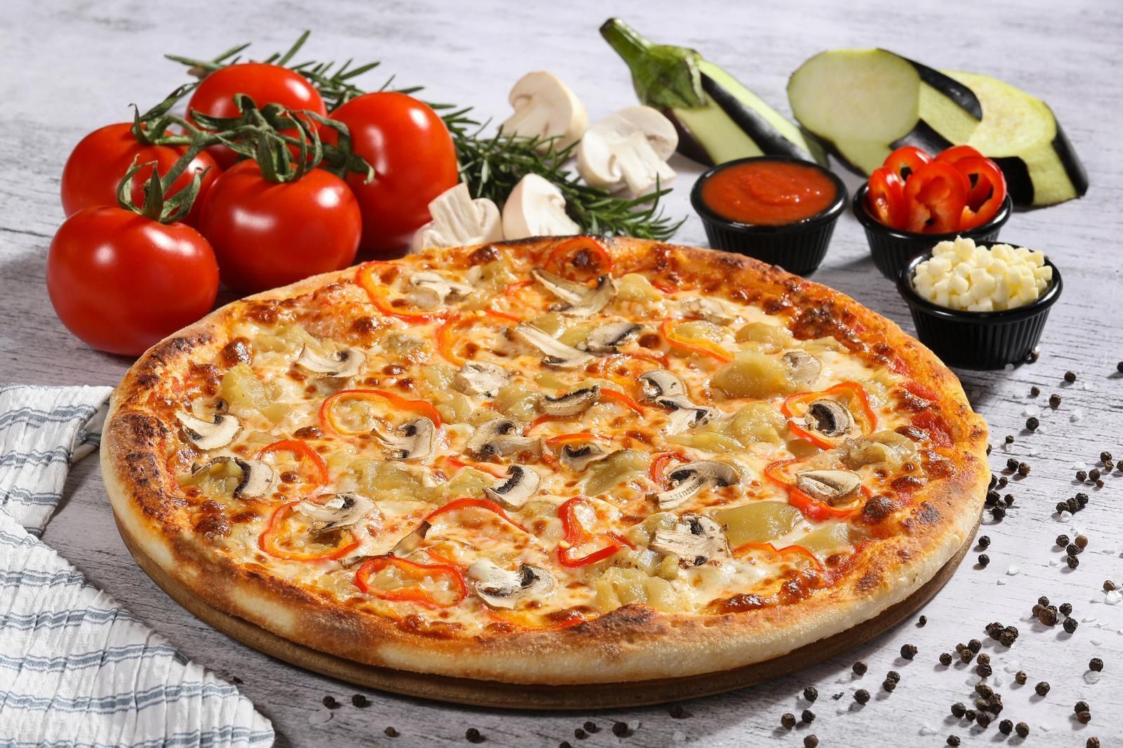 Köz Patlıcanlı Pizza (Orta)