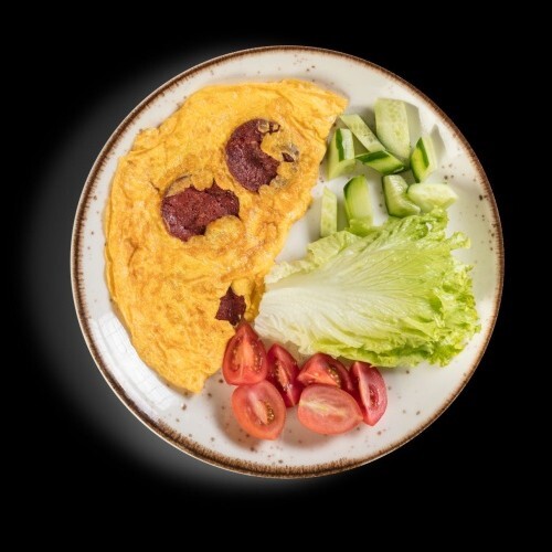 Sucuklu kaşarlı Omlet