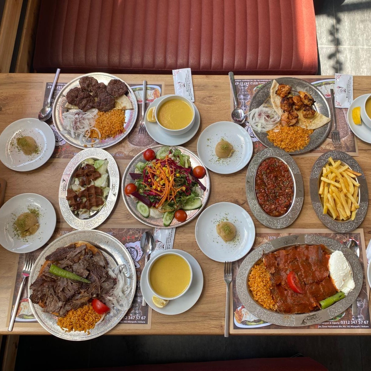Bugün de Dışarıdan Yiyelim 4 Kişilik + 1 Lt Coca Cola