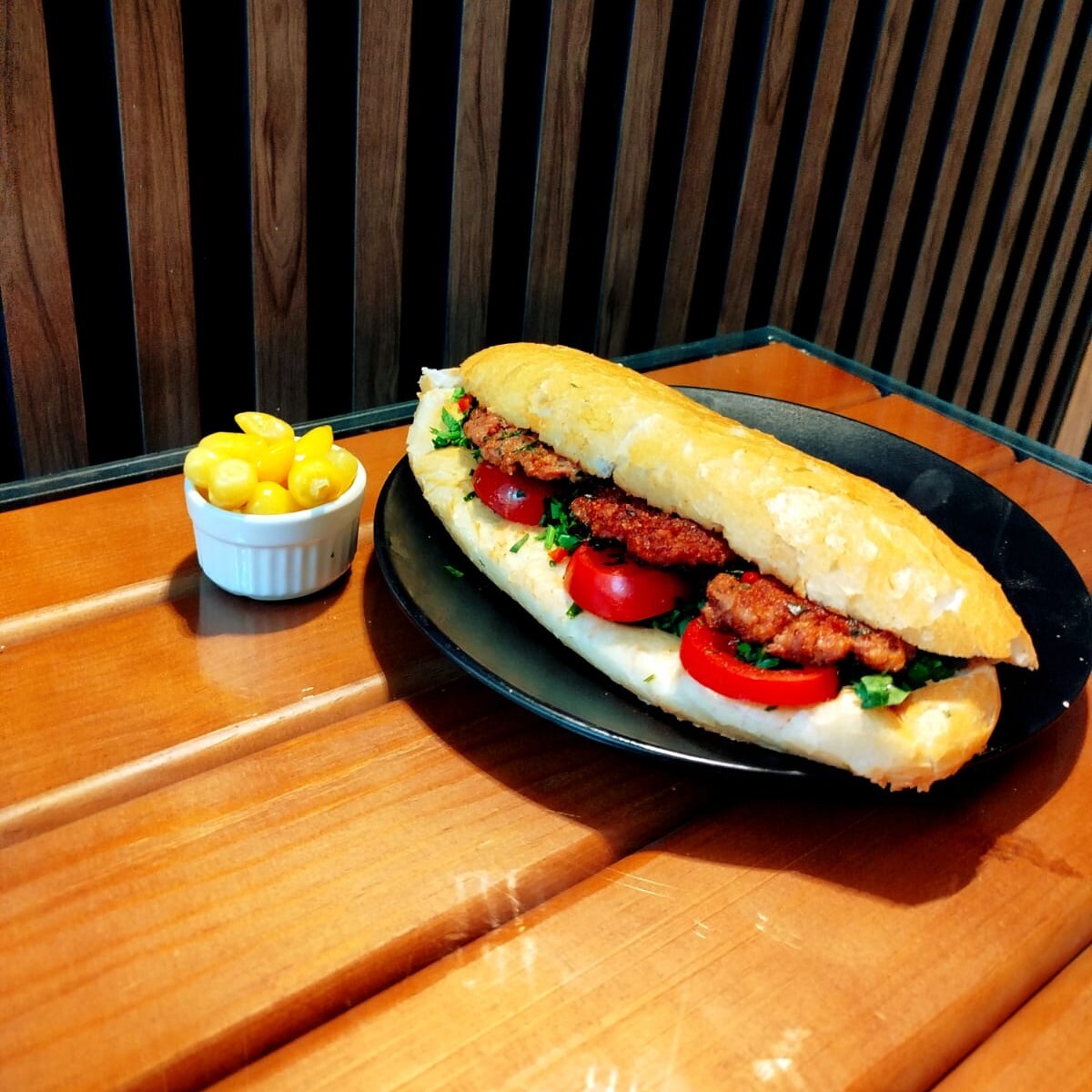 Ekmek Arası Izgara Köfte