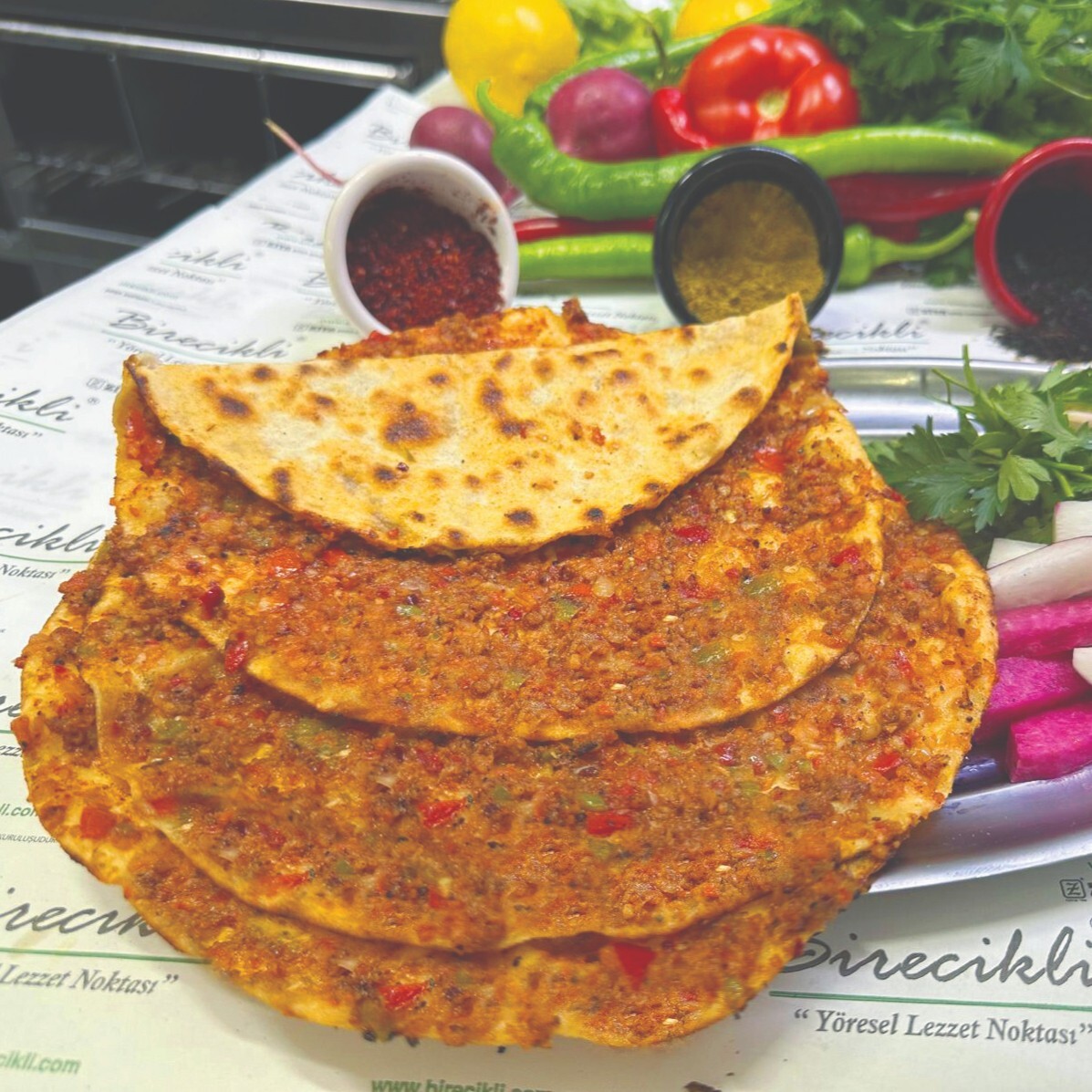 Kasap Tablacı Lahmacun ( Yumuşak) + coca cola 330 ml