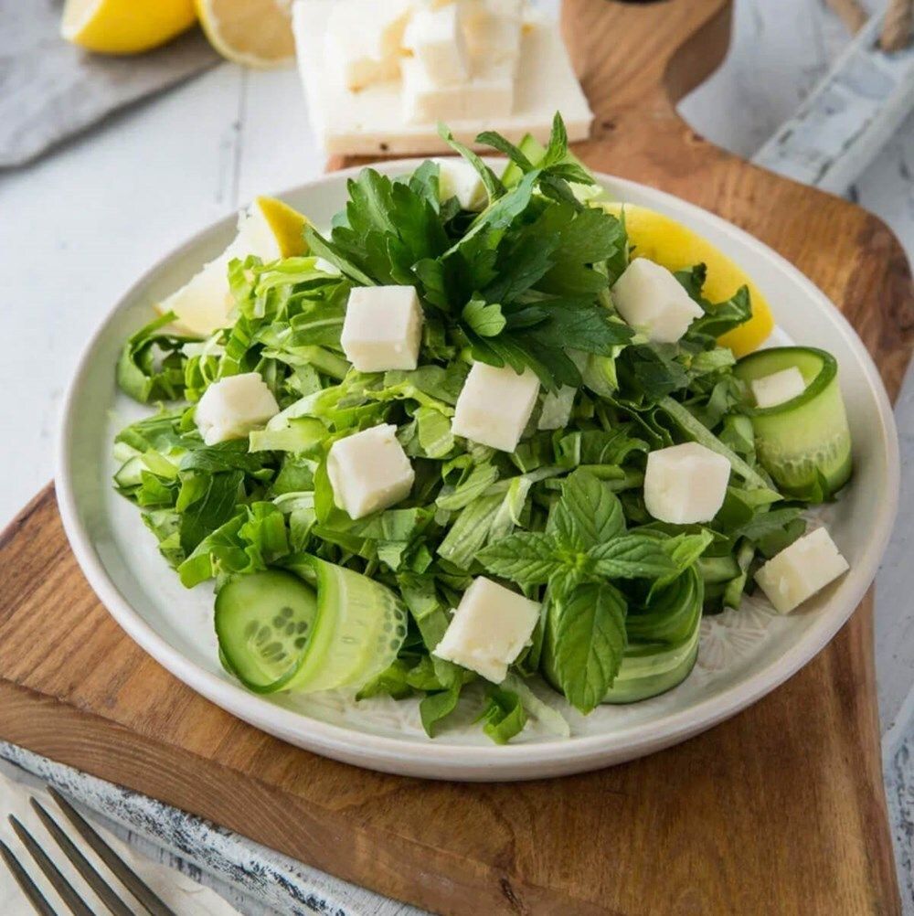 Peynirli Salata