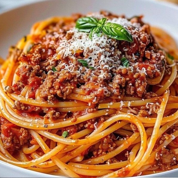 Spagetti Bolonez