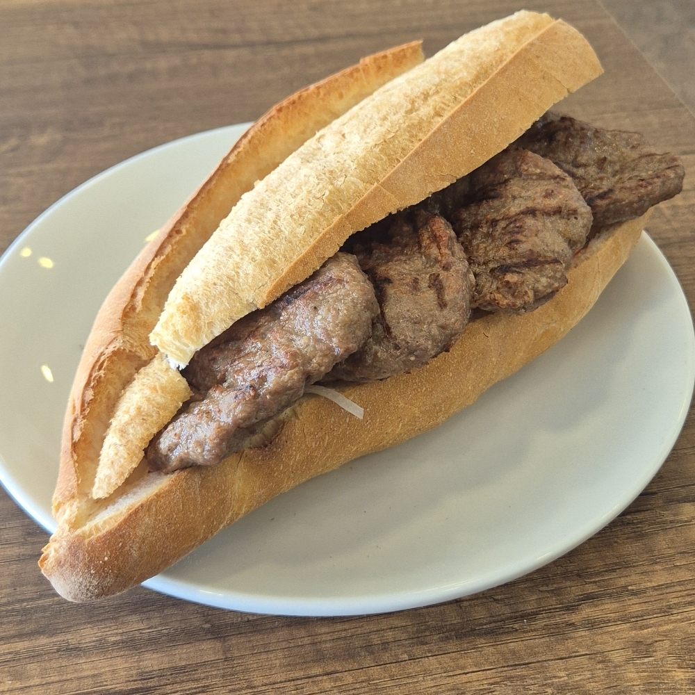 3/4 Ekmek Arası Izgara Köfte