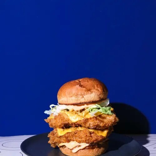 Double Coni Çıtır Cheddar Burger