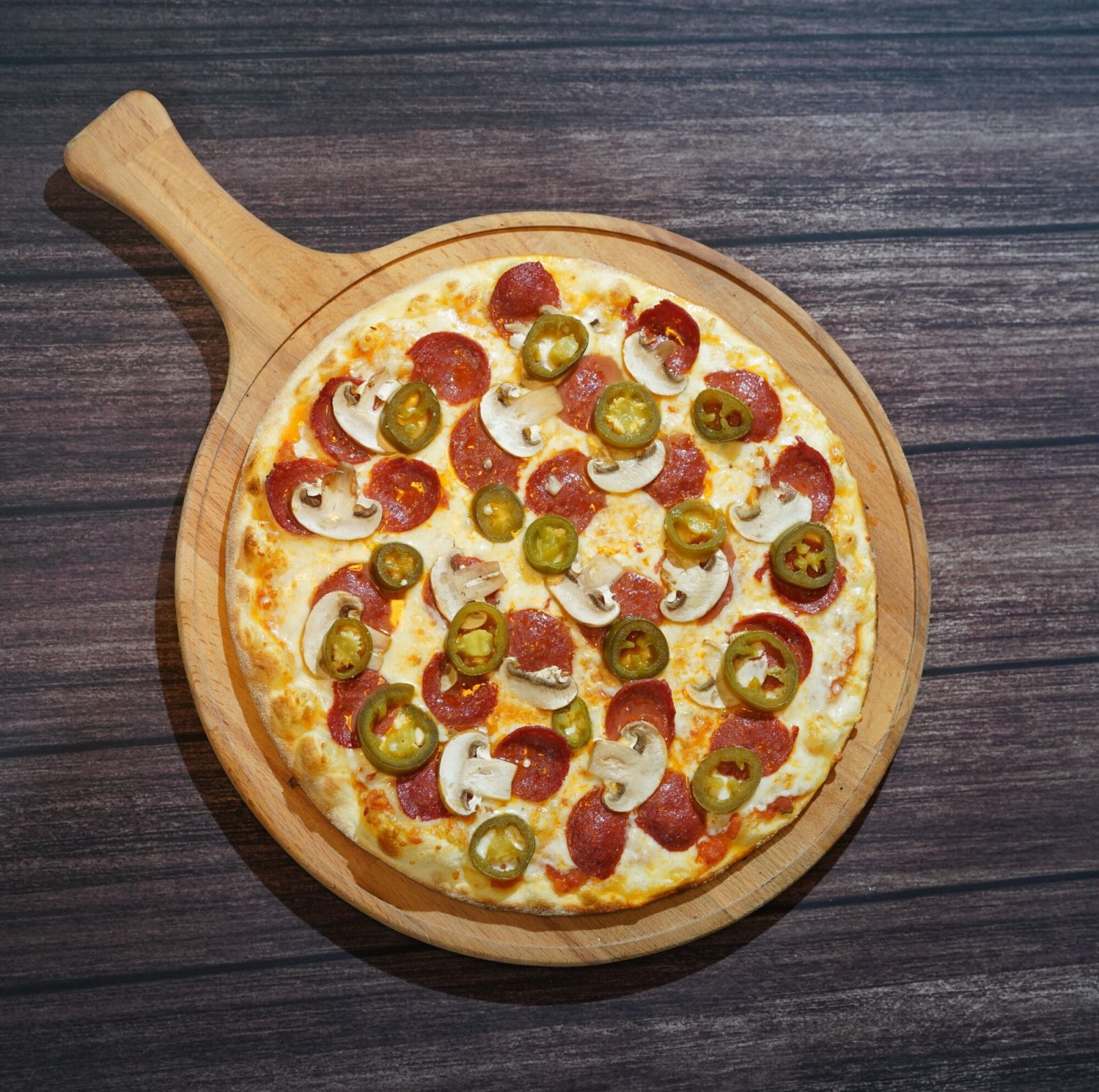 Acılı Sucuklu Pizza (Standart Boy)