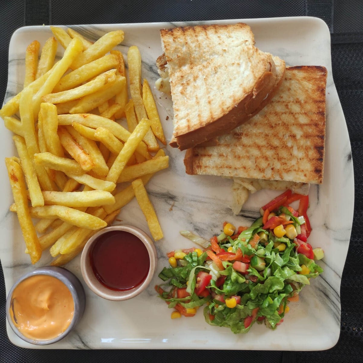 Çift Kaşarlı Tost