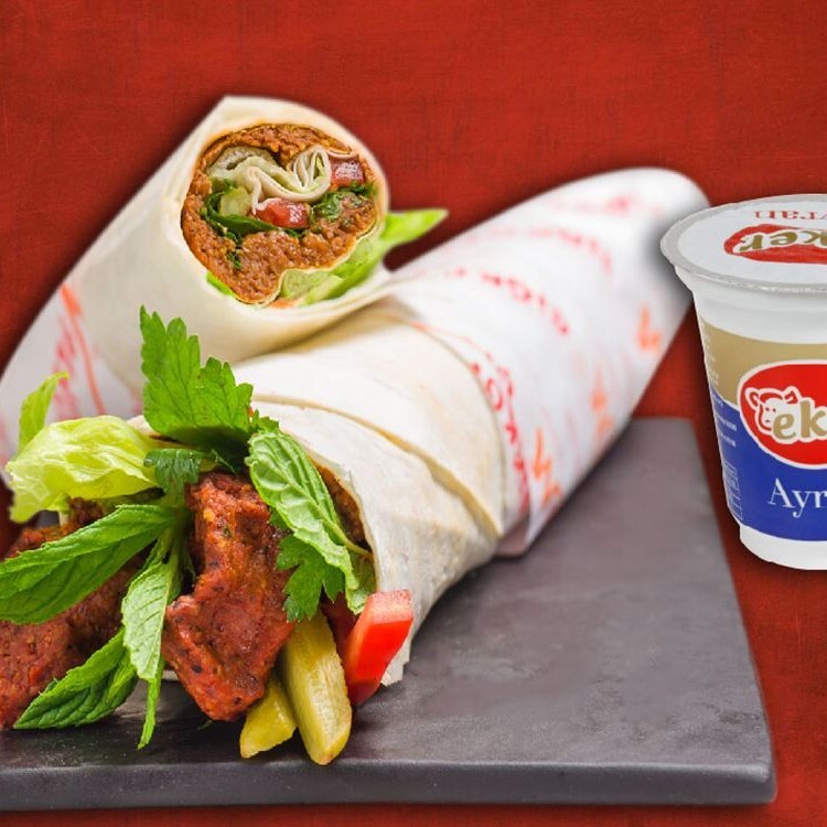 2 Lİ MEGA ÇİĞKÖFTE DÜRÜM + 2 AYRAN
