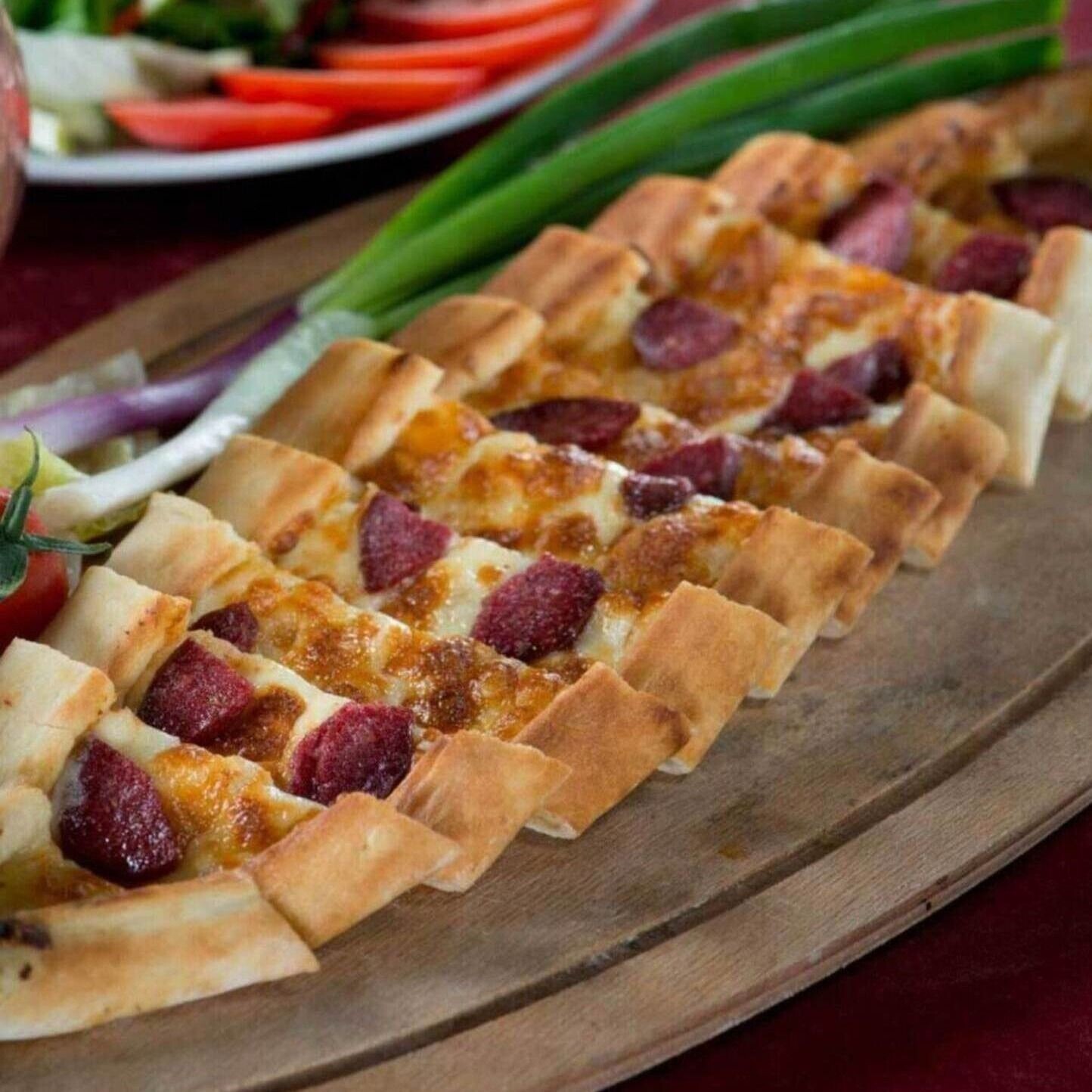 Sucuklu Kaşarlı Yumurtalı Pide