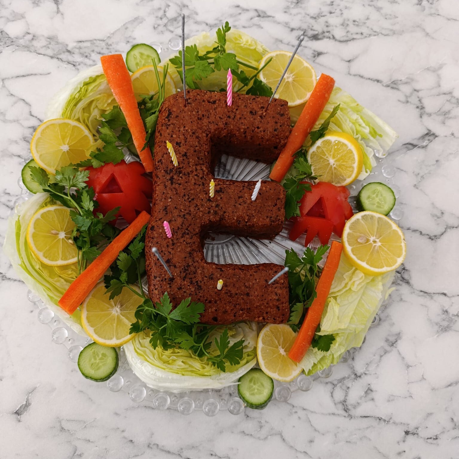 Kişiye Özel Sunumluk Çiğ Köfte Hazırlanır (1 Kg)