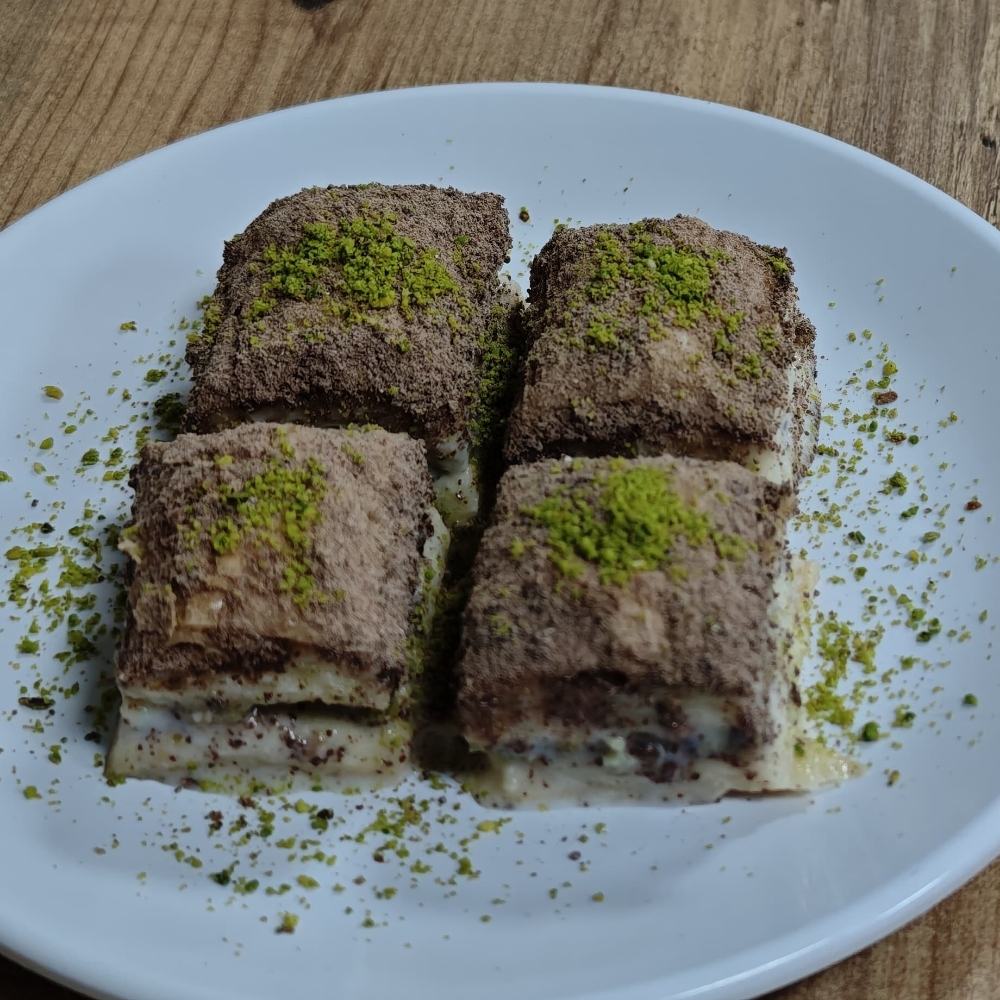 Soğuk Baklava (500 gr) & Coca-Cola (33 cl.)