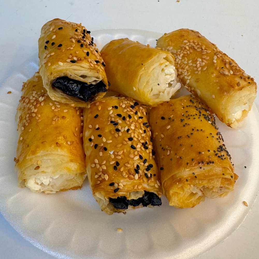 Karışık Sigara Böreği (1 Kilo)