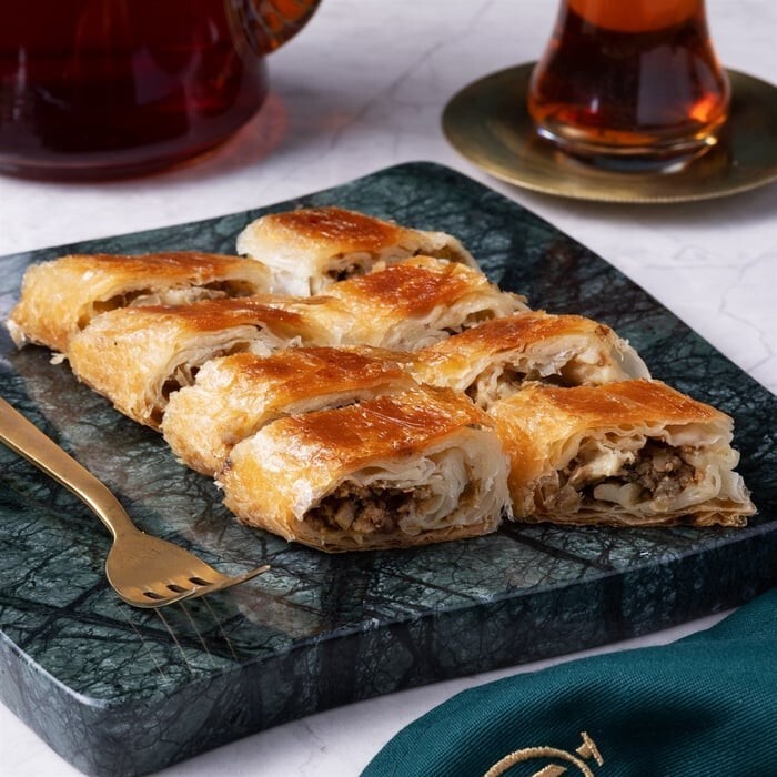Kıymalı Kol Böreği (1 kg)